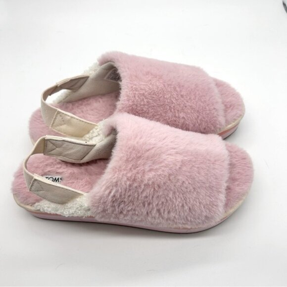Tom’s pink furry Sofia slip on shoes. Size 8 - Picture 2 of 6